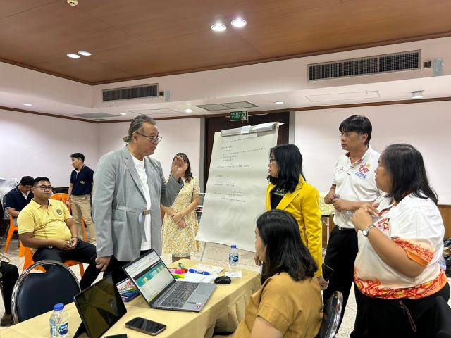 3. เข้าร่วมกิจกรรมอบรมเชิงปฏิบัติการการประเมินผลกระทบทางสังคม และผลตอบแทนทางสังคมจากการลงทุน วันที่ 25-26 มีนาคม 2567 ณ ห้องประชุมทองกวาว อาคารทีปังกรรัศมีโชติ มหาวิทยาลัยราชภัฏกำแพงเพชร